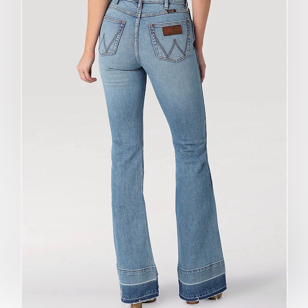 Wrangler High Rise Released Hem Trouser Jean